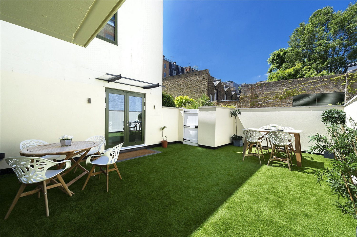Brompton Place, Knightsbridge, SW3