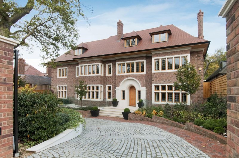 Courtenay Avenue, Highgate, N6