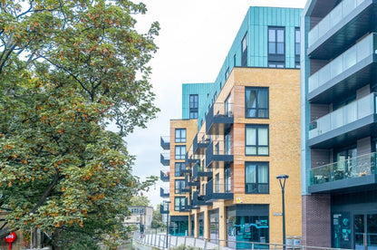 Ryeland Boulevard, Wandsworth, SW18