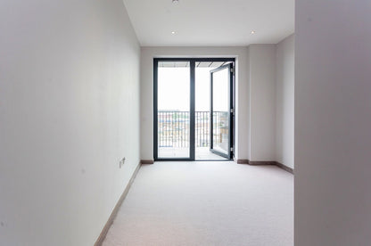 Ryeland Boulevard, Wandsworth, SW18