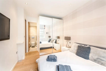 Lowndes Square Knightsbridge SW1X
