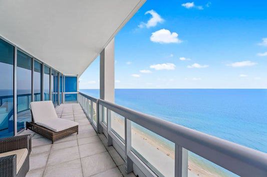 Carillon North Tower, Miami Beach, Florida