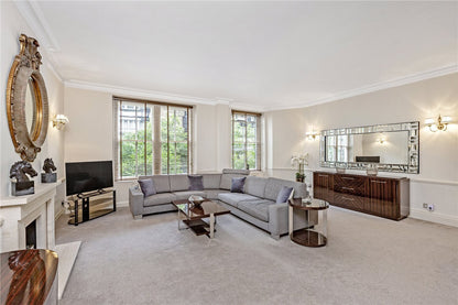 Basil Street, Knightsbridge, SW3