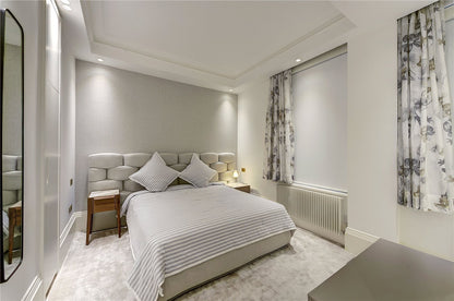 Cadogan Square, Knightsbridge, SW1X