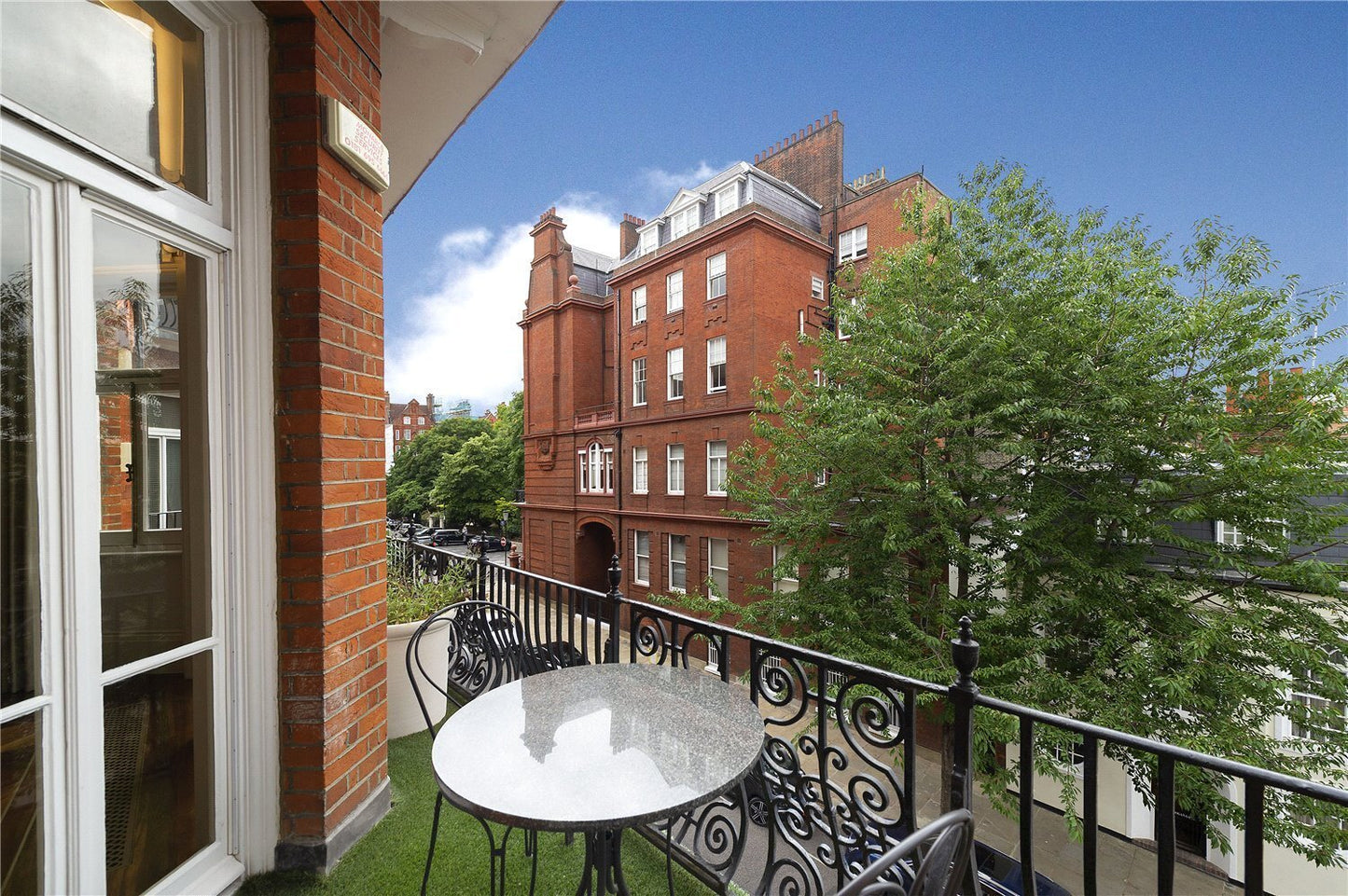 Cadogan Square, Knightsbridge, SW1X