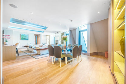 Dering Street, Mayfair, W1S