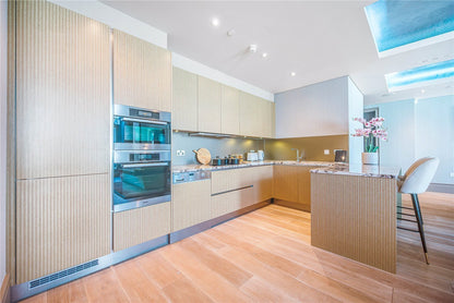 Dering Street, Mayfair, W1S