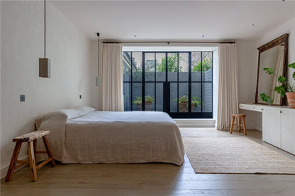 Brompton Place, Knightsbridge, London, SW1X