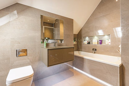 Mill Hill Place, NW7