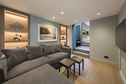 Trevor Square, Knightsbridge, SW7