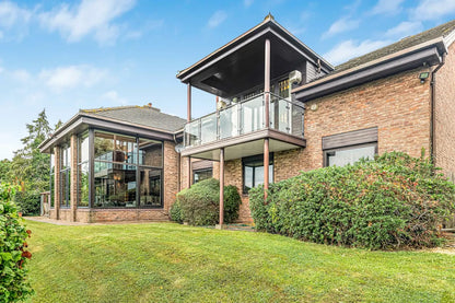 Totteridge  Village, N20