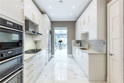 Walton Place, Knightsbridge, SW3