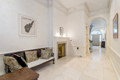Devonshire Place, W1G