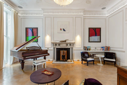 Devonshire Place, W1G