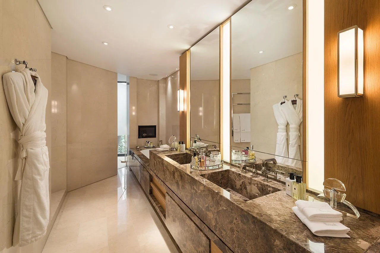 Hyde Park One, 100 Knightsbridge, SW1X