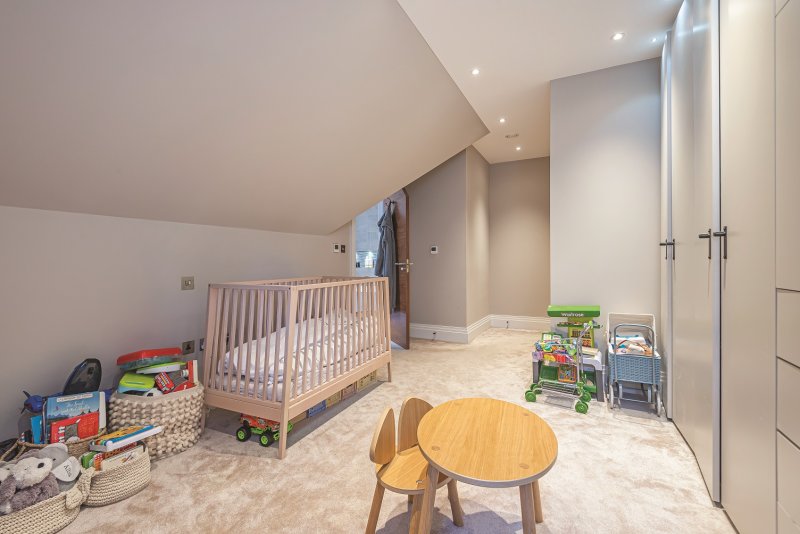 Mill Hill Place, NW7